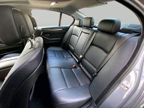 Used 2013 BMW 528i Sedan RWD image 20
