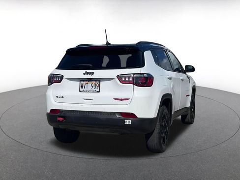 Used 2023 Jeep Compass Trailhawk image 12