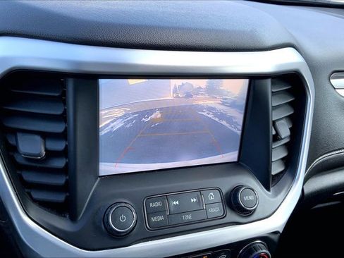 Used 2019 GMC Acadia SLT image 21