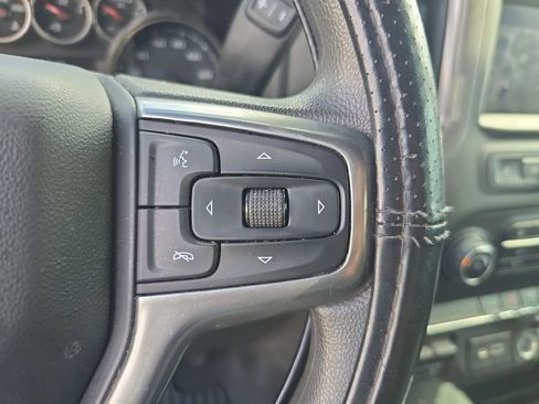 Used 2022 Chevrolet Silverado 2500 Custom w/ Custom Value Package AWD/4WD image 21