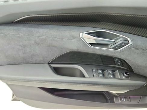 Used 2023 Audi e-tron GT Premium Plus w/ Performance Package image 34