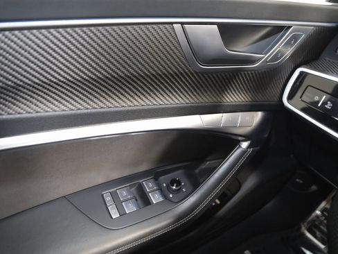 Used 2022 Audi S7 Prestige w/ Prestige Package image 32