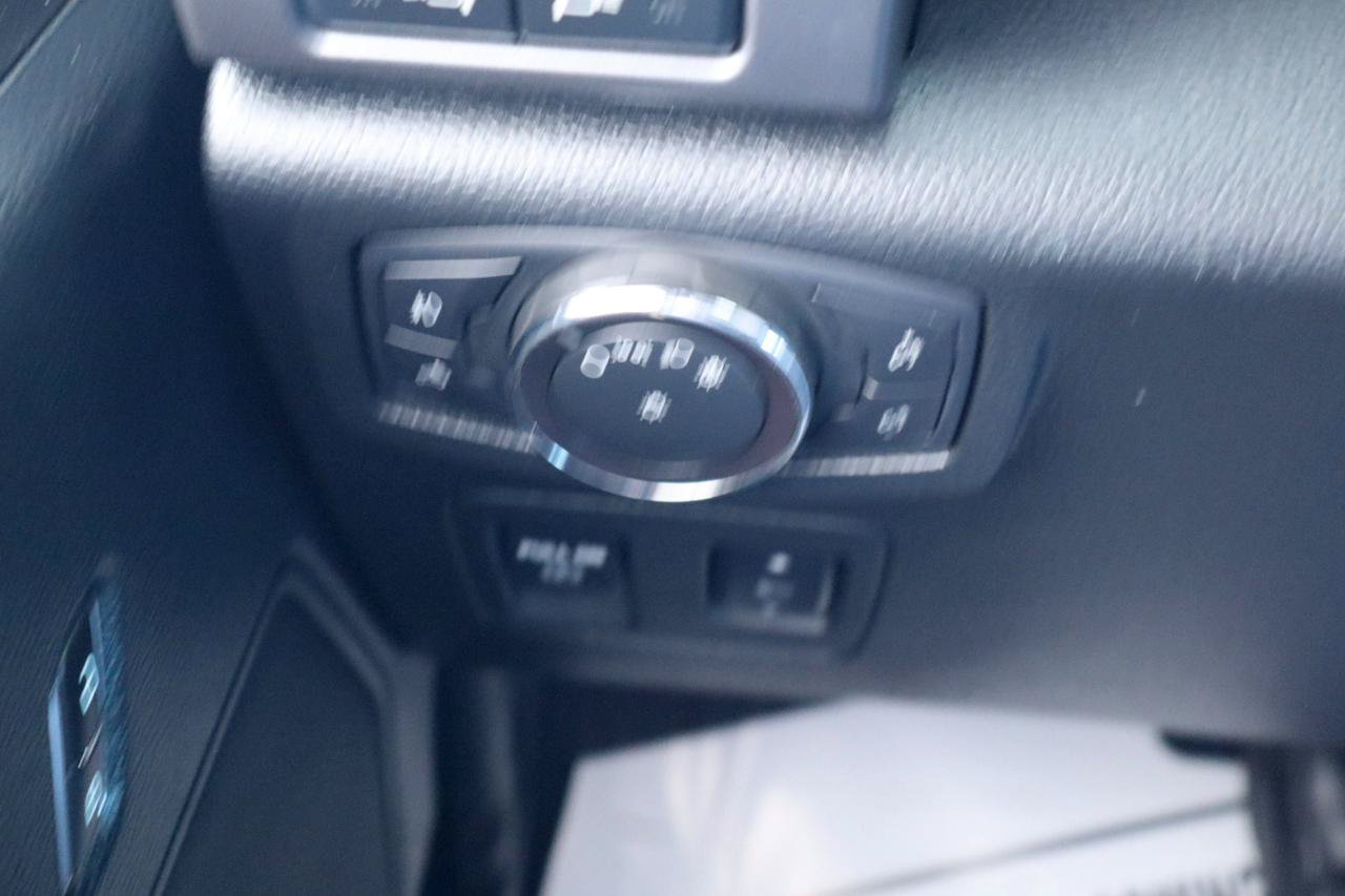 Used 2019 Ford F150 XLT w/ Equipment Group 302A Luxury AWD/4WD image 25