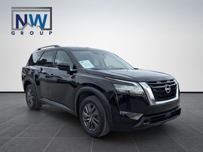 Used 2022 Nissan Pathfinder SV