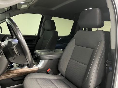 Used 2022 Chevrolet Silverado 1500 RST AWD/4WD image 36