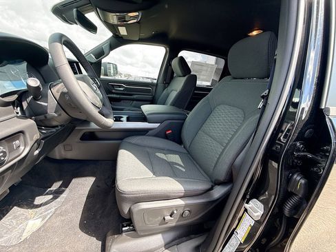 New 2026 RAM 1500 2WD Crew Cab image 22