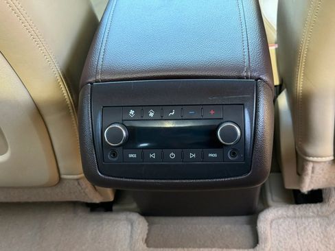 Used 2012 Buick Enclave Premium w/ LPO, Cargo Convenience Pkg AWD/4WD image 19