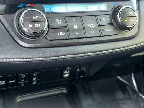 Used 2018 Toyota RAV4 XLE w/ Plus Extra Value Package AWD/4WD image 37