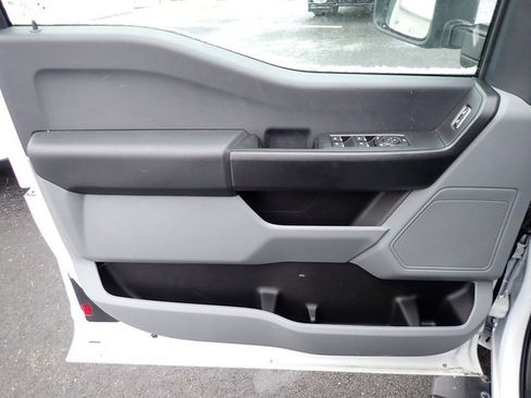 New 2025 Ford F350 XL w/ XL Chrome Package image 17