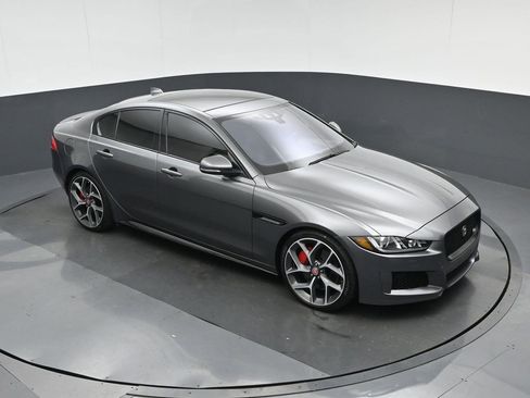 Used 2019 Jaguar XE S image 57