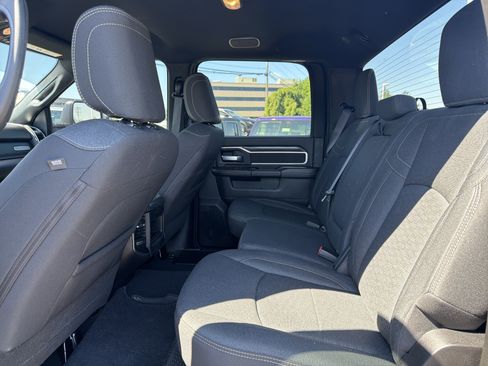 Certified 2025 RAM 2500 Big Horn AWD/4WD image 21