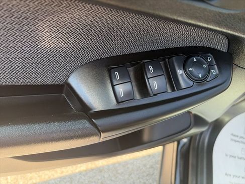 Used 2023 Chevrolet TrailBlazer LT FWD image 13