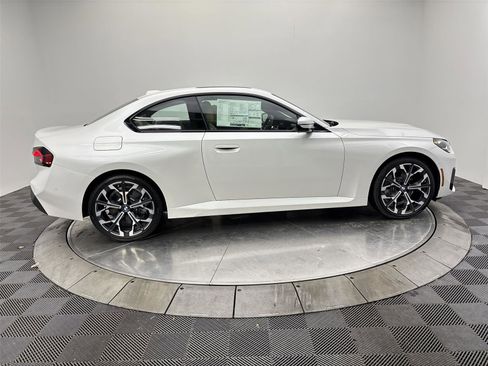 New 2026 BMW 230i xDrive Coupe w/ Convenience Package image 17