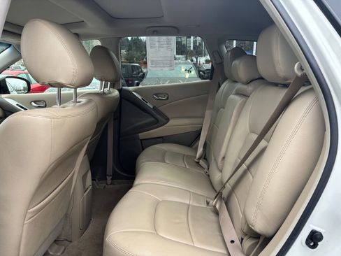 Used 2011 Nissan Murano SV image 11