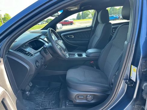 Used 2018 Ford Taurus SEL w/ Equipment Group 201A AWD/4WD image 9