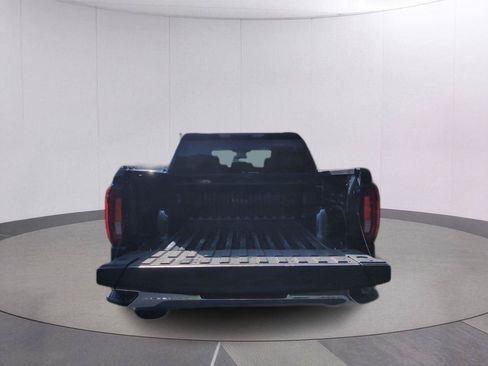 Used 2024 GMC Sierra 1500 SLT AWD/4WD image 5