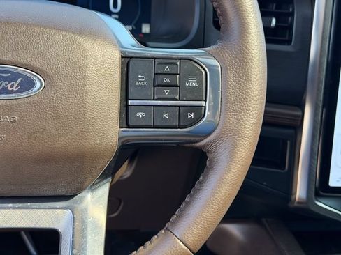 Used 2024 Ford Expedition King Ranch RWD image 12