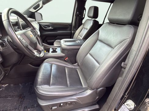 Used 2024 Chevrolet Tahoe LT AWD/4WD image 13