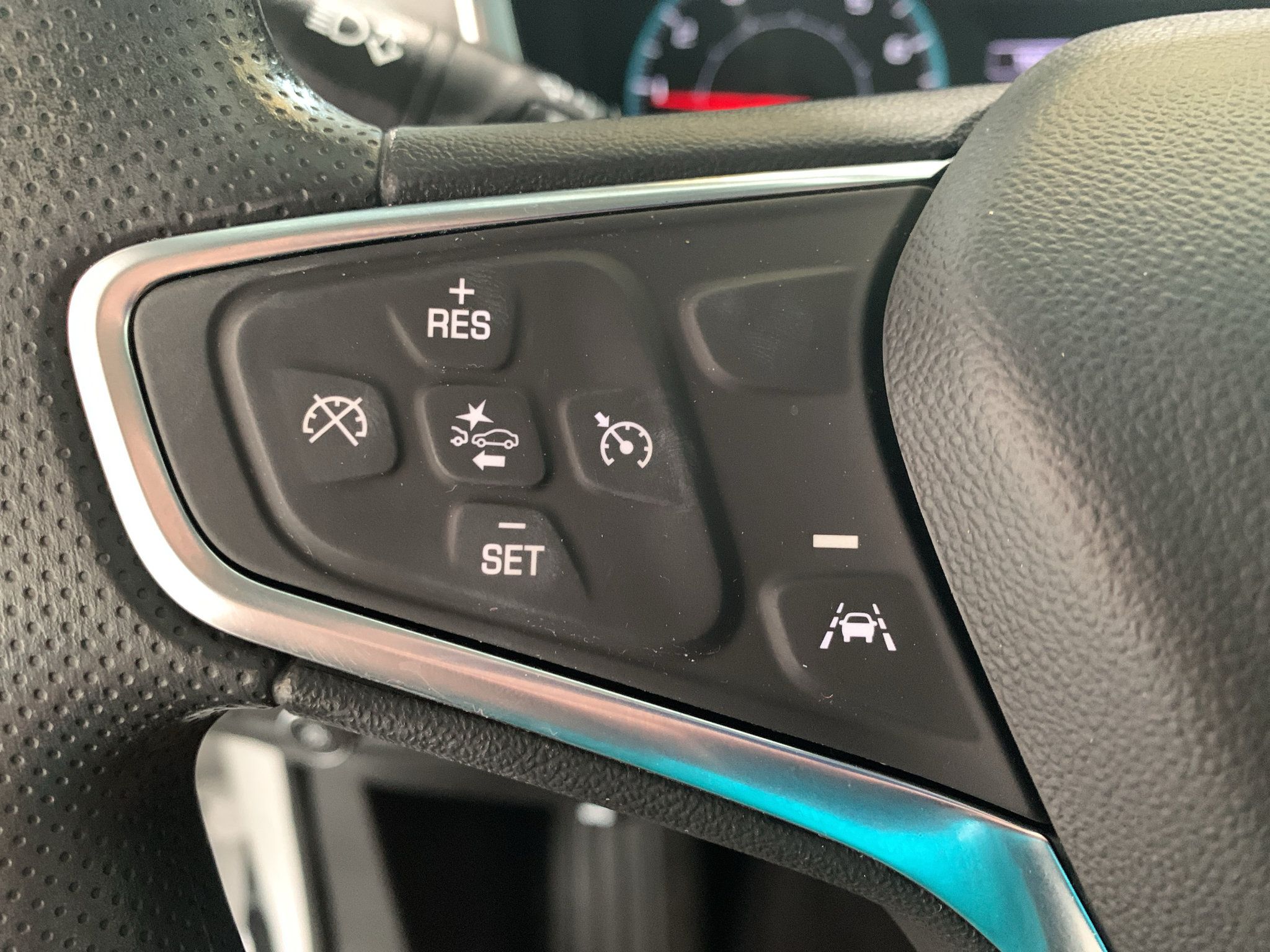 Used 2024 Chevrolet Equinox LS FWD image 17