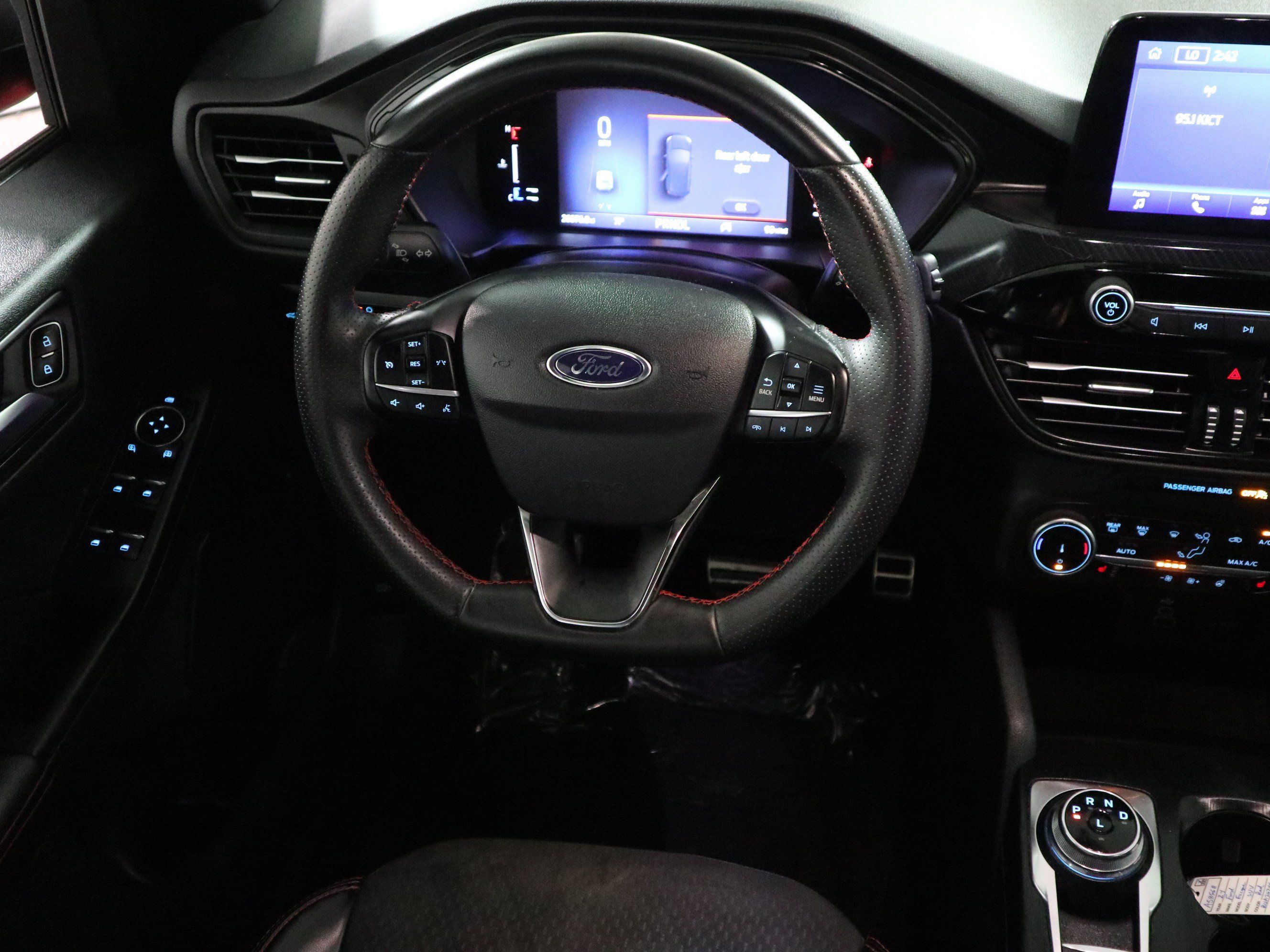 Used 2024 Ford Escape ST-Line AWD/4WD image 16