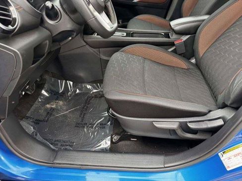 Used 2023 Nissan Kicks SR FWD image 16