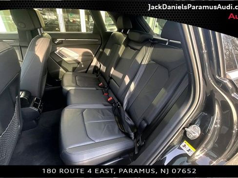 Used 2024 Audi Q3 2.0T Premium w/ Convenience Package image 24