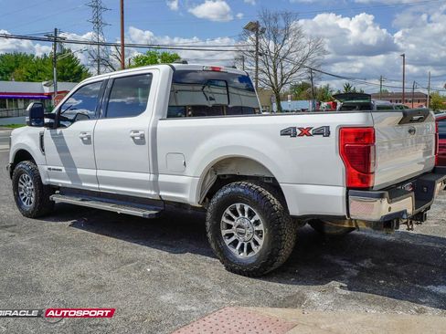 Used 2021 Ford F250 Lariat image 5