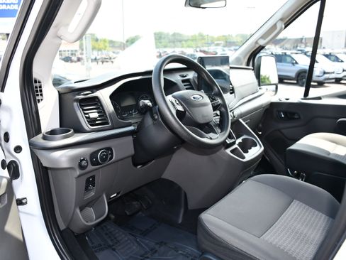 Used 2022 Ford Transit 350 XLT RWD image 24