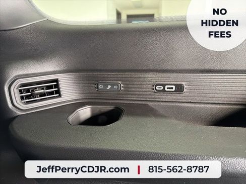 New 2026 Jeep Grand Wagoneer Limited AWD/4WD image 36