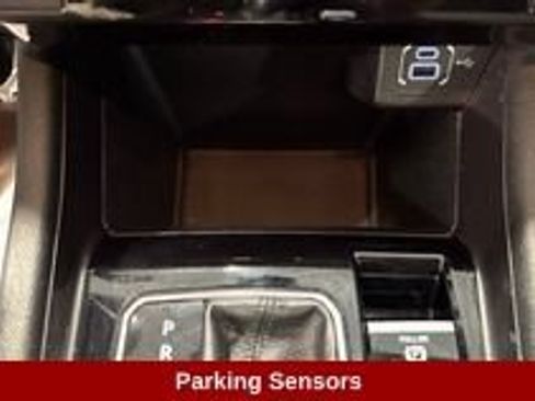 Used 2024 Jeep Compass Latitude AWD/4WD image 16