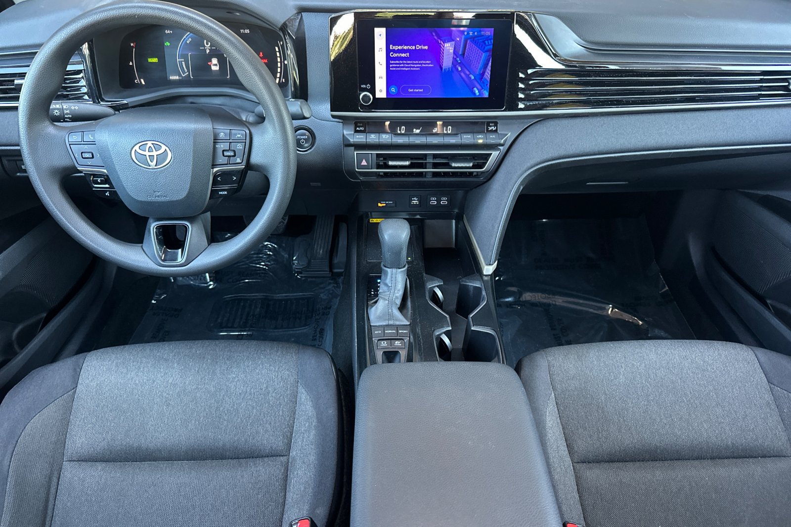 Certified 2025 Toyota Camry LE FWD image 17