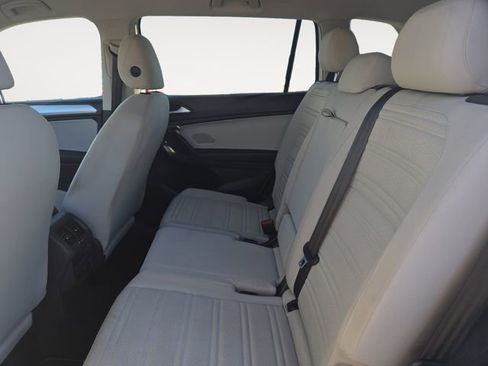 Used 2023 Volkswagen Tiguan S image 14
