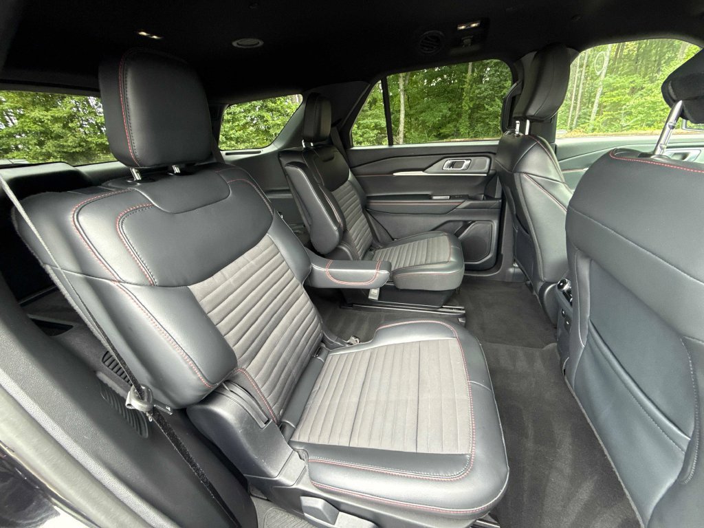 Used 2026 Ford Explorer ST-Line AWD/4WD image 29