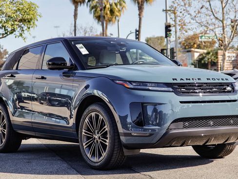 New 2026 Land Rover Range Rover Evoque S image 3