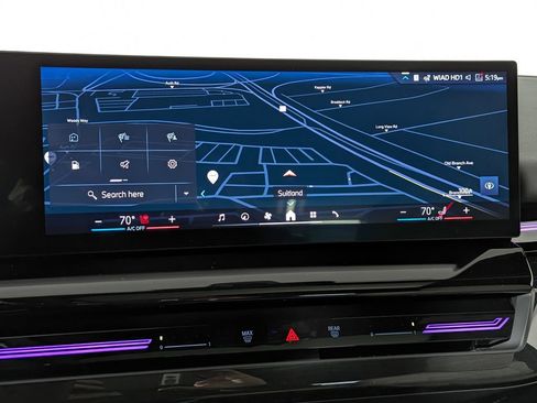 Used 2025 BMW 530i xDrive image 20