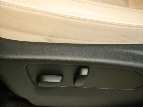 Used 2022 Buick Envision Avenir w/ Technology Package II FWD image 21