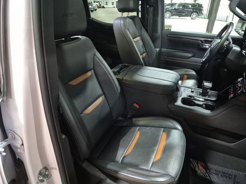 Certified 2024 GMC Sierra 1500 AT4 w/ Technology Package image 30
