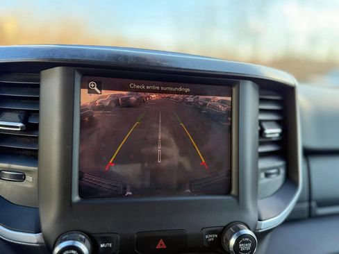 Used 2019 RAM 1500 Big Horn image 17