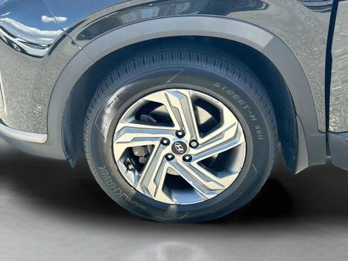 Used 2023 Hyundai Santa Fe SEL w/ Winter Weather Package image 39