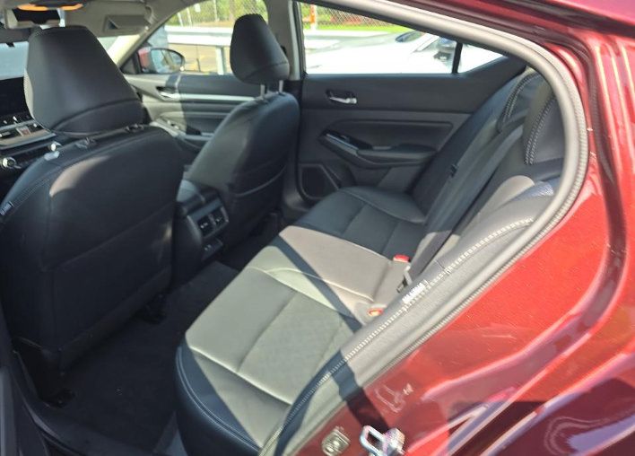 Certified 2023 Nissan Altima 2.5 SL AWD/4WD image 9