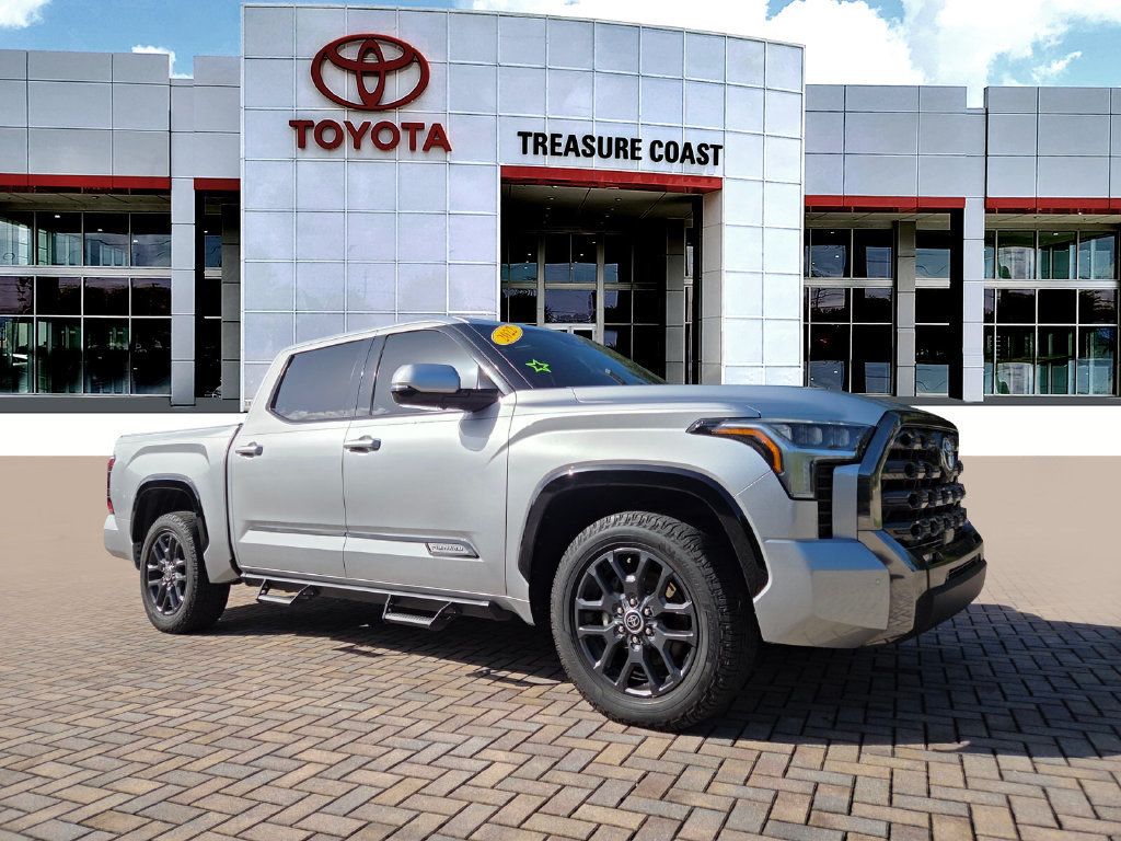 Used 2022 Toyota Tundra Platinum RWD image 1