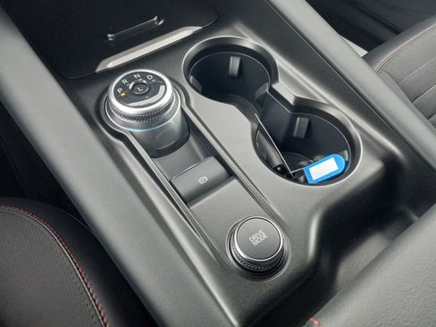 Used 2025 Ford Explorer ST-Line w/ ST-Line Street Pack image 22