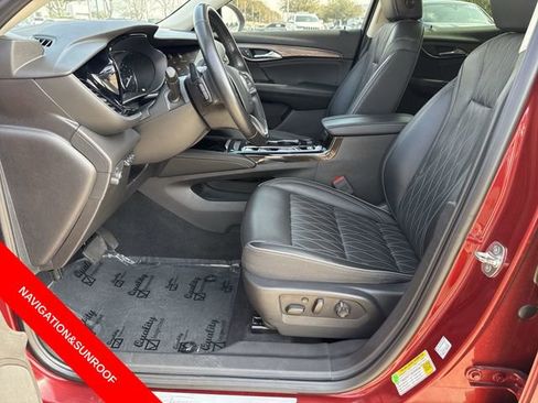 Used 2022 Buick Envision Avenir w/ Technology Package II image 18