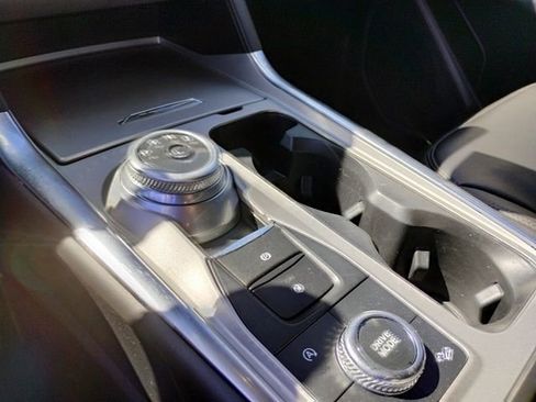 Used 2023 Ford Explorer XLT w/ Equipment Group 202A image 20