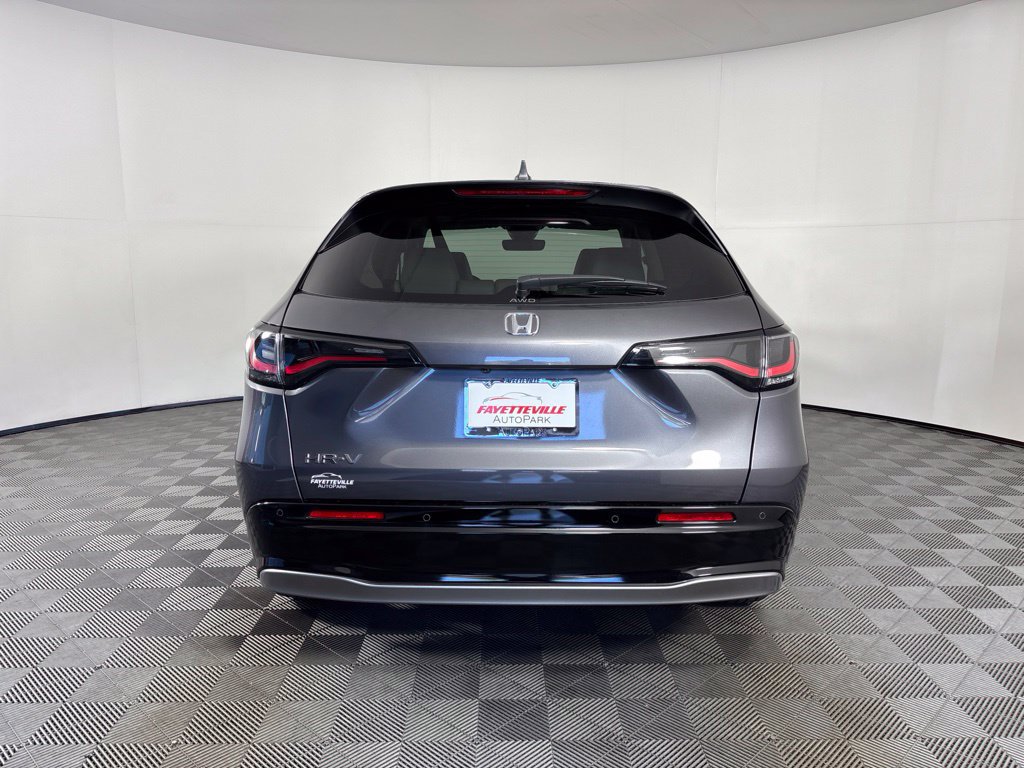 Used 2027 Honda HR-V EX-L image 9