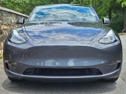Used 2023 Tesla Model Y Long Range AWD/4WD image 6