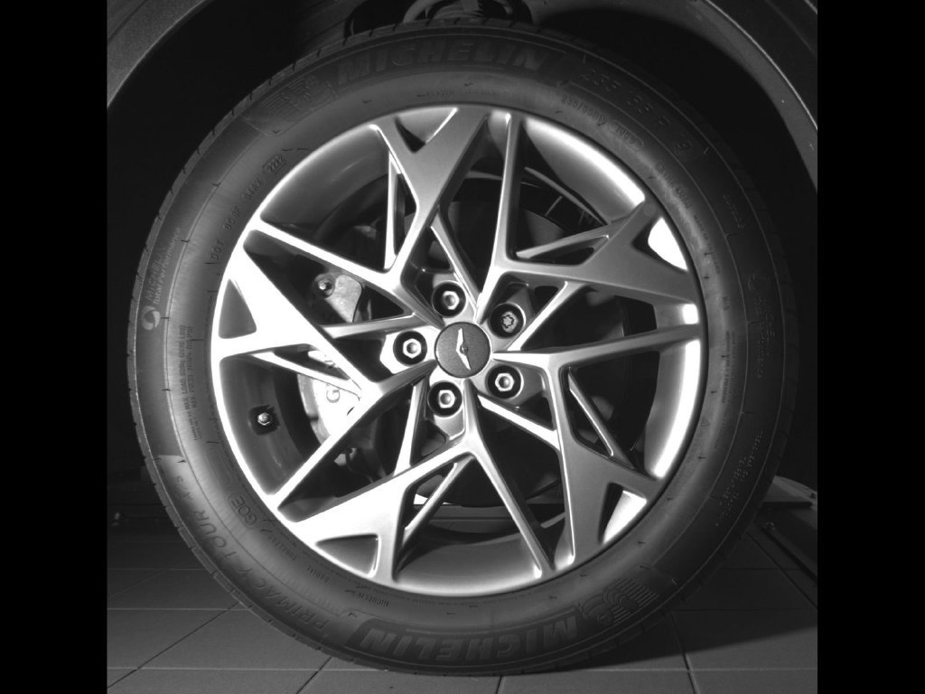 Used 2023 Genesis GV70 2.5T w/ Advanced Package AWD/4WD image 9