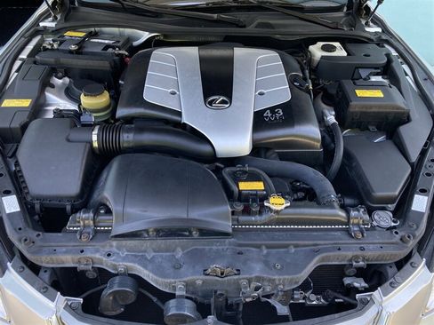 Used 2006 Lexus SC 430 Convertible RWD image 34