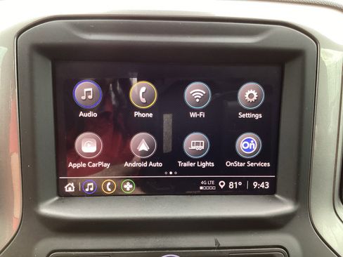 Used 2025 Chevrolet Silverado 1500 Custom image 5