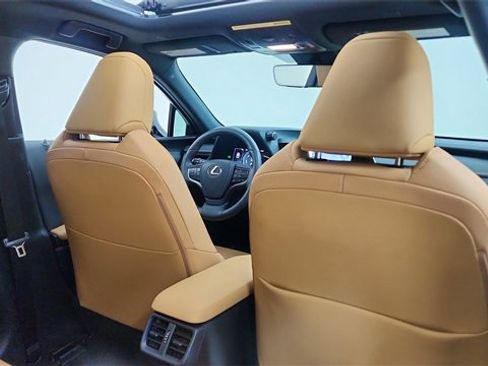 Used 2023 Lexus UX 250h AWD w/ Premium Package image 26